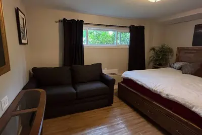 Image de . \tPeaceful, Clean & Pet-Friendly Suites Near Nature & Amenities – Comox Valley