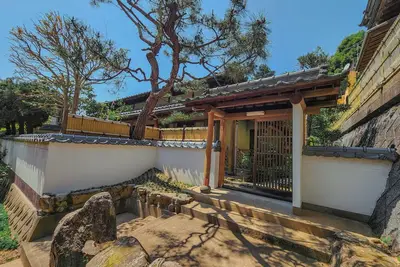 Image de Traditional Samurai Experience! Samurai Manner Tea House w/real Hinoki bath.