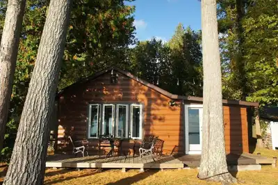 Image de Cozy Lakefront Cottage Getaway on Black Lake