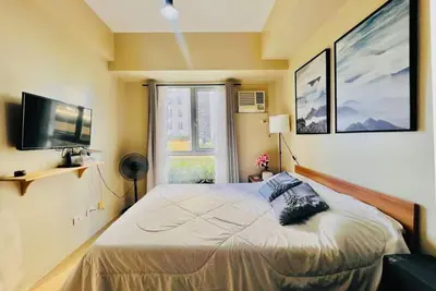 Image de Stylish Studio in Iloilo City with Pool & Playground