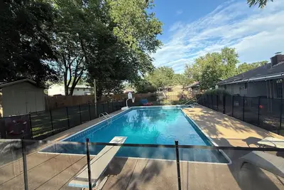 Image de Home with pool New full remodel