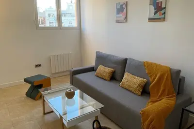 Image de Perfect home in Madrid - Rent in Alcala 145 today!