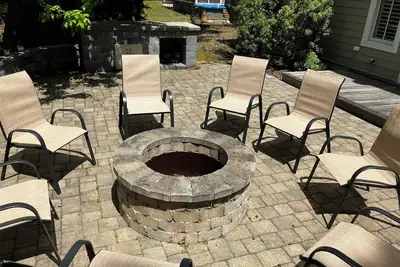 Image de This lovely home is just half mile from the gates of Paris Island