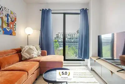 Image de Modern Heritage Stay | Upscale 2br in Old Port