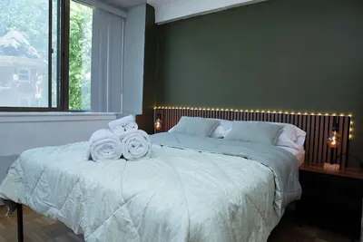 Image de 1bed in the heart of Toronto, Yorkville & Uft/Netflix/Disney+