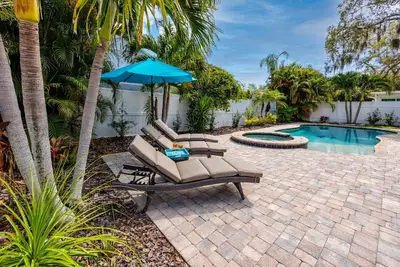Image de New! Palm Harbor Hideaway | Gorgeous Home with Pool & Tropical Oasis
