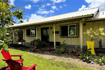 Image de Family House by the Waterfall - Private, Countryside, Waipio, Stream, WiFi, Laundry