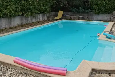 Image de Gîte neuf avec accès piscine