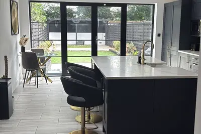 Image de Stunning Open Plan 3- bedroom house