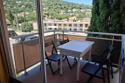 Image de Appart piscine, 3 min mer commerces, animaux acceptés