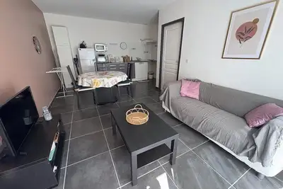 Image de Très joli T2 plain pied avec baie vitrée au calme sans vis à vis