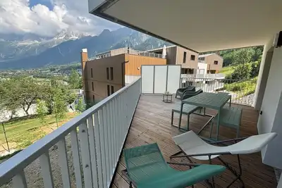 Image de Kayla du Mont-Blanc - Espace bien être - Piscine
