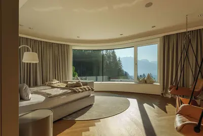Image de Julisam Chalet Estate - Imagine a five-star hotel with no other guests.