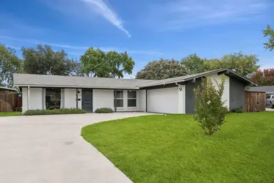 Image de Tch -Comfy 4bd/2ba home in Dallas with Workspace