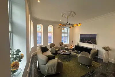Image de Elegant new apartment with sea view. Best location in Aalesund