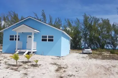 Image de Rustic Beachfront Escape in Bambarra