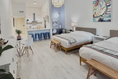 Image de Beach Retreat – Just Renovated in delightful Sawgrass