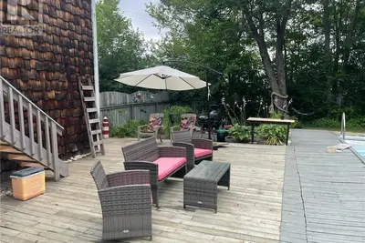 Cozy cottage w/fire pit &waterview, close to parlee beach and amenities.