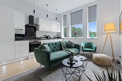 Image de Modern Apartment| King Bed| Free Parking |Suite 6