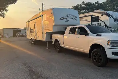 Image de Fantastic Rv with Ac in Muskegon