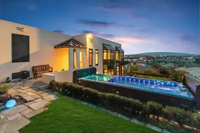 Image de Beauty with Panoramic Views of Mount Pirongia