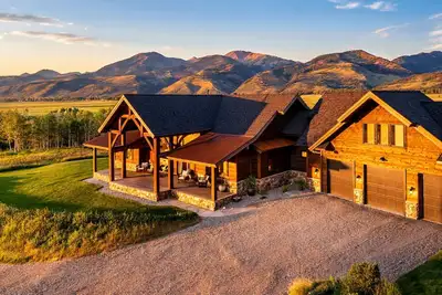 Image de Luxury 5br Lodge in Star Valley, Views +Trailer Space Near Jackson Hole
