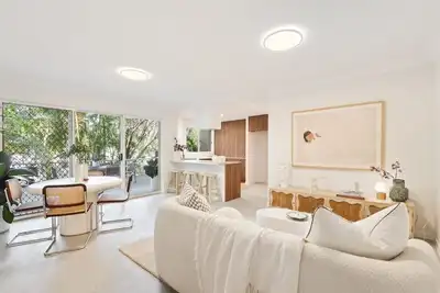 Image de Burleigh Breeze 2‑Bed Beach Walk Retreat