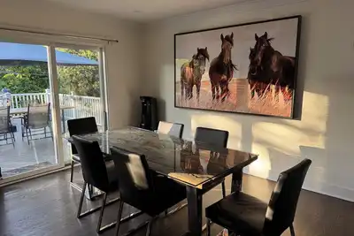 Image de Modern Jericho 3br Top Floor, Walk to everything