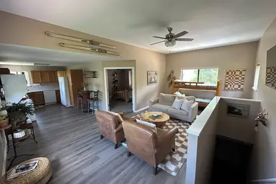 Image de Modern 1-Bedroom Mountain Getaway in Glenwood Springs - Minutes From Ski Resort!