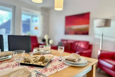 Image de Comfortable vacation apartment with balcony and garden near the sandy beach on Fehmarn