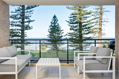 Image de Cozy Beachfront Getaway