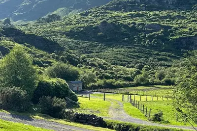 Image de Little Heaven Glengarriff - Your secluded valley hide-away.
