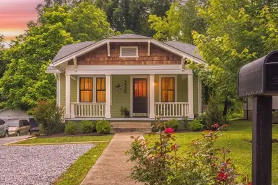 Image de Knoxville-Sleeps 6-3 bedrooms and 2 baths