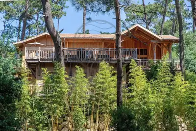 Image de Villa neuve avec vue sur la foret