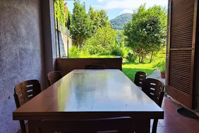 Image de Between Lakes and Nature (Hydrangea House)