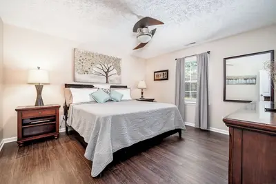 Image de Sunny Suburban Retreat