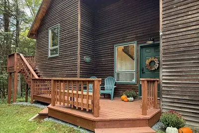 Image de 3-Bed Lodge Minutes to Mt Snow, Hermitage Club, Ropanda Lake & Two Golf Courses