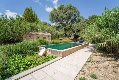 Image de Chambre 'Prune' avec piscine partagée, Wi-Fi et climatisation