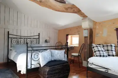 Image de Chambre d'hôtes 'L'orée De Lansot - Chambre Mansarde' avec terrasse partagée, jardin partagé et Wi-Fi