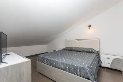 Image de Appartement 'Sophia' avec Vue sur la Montagne, Terrasse Commune et Climatisation