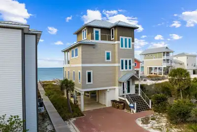 Image de Singing Waves | Gulf-Front Retreat w/Fire Pit and Sunset Views + Shared Pool