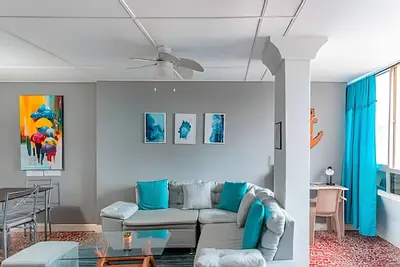 Image de Comfortable 2br @Center with washer and Ac