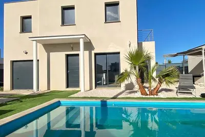 Image de Villa climatisée pour 8 personnes avec piscine pri