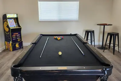 Image de Sandia Retreat - Pool Table, Arcade, Relaxing, Fun