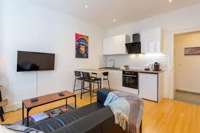 Image de L'Élégant - Charmant appartement 3 pièces proche Musée d'Art Moderne et Gare Centrale