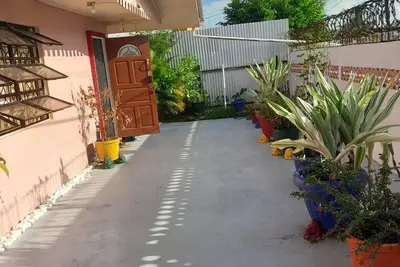 Image de Conveniently located 2-bedroom apartment in Campbelville, Georgetown with WiFi, Ac