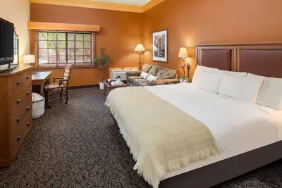 Image de 1 King Accessible Room With Access to Pool, Hot Tub, and Gym