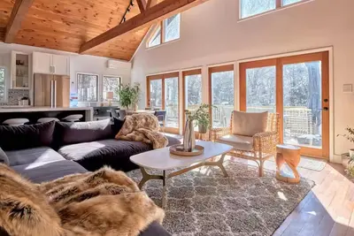 Image de The Vue - A Mountain Chalet in the Catskills