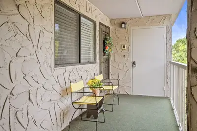 Image de Cliffside Condo|10 min Canandaigua | 15 min Bristol Mountain: Lake, MidTerm Rent