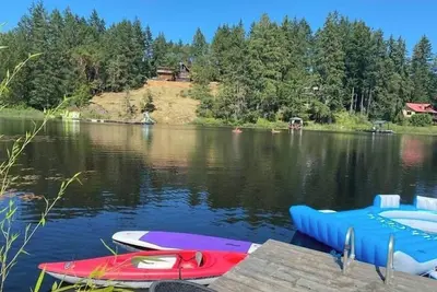 Image de Cozy Lakeside Retreat